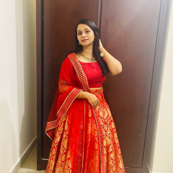 Lehengas | Raw Silk Crop Top With 